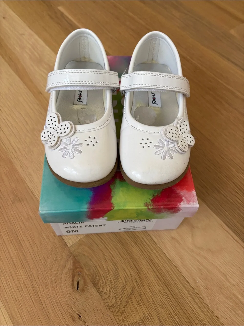 Rachel Shoes White Patent Mary Janes with Butterfly Accent 9T